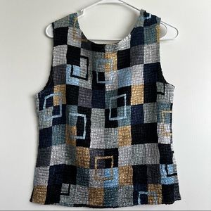 Sleeveless multi color top